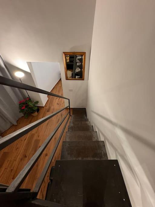 Domus Miraculi: Casa Storica Nel Cuore Di Napoli Luaran gambar